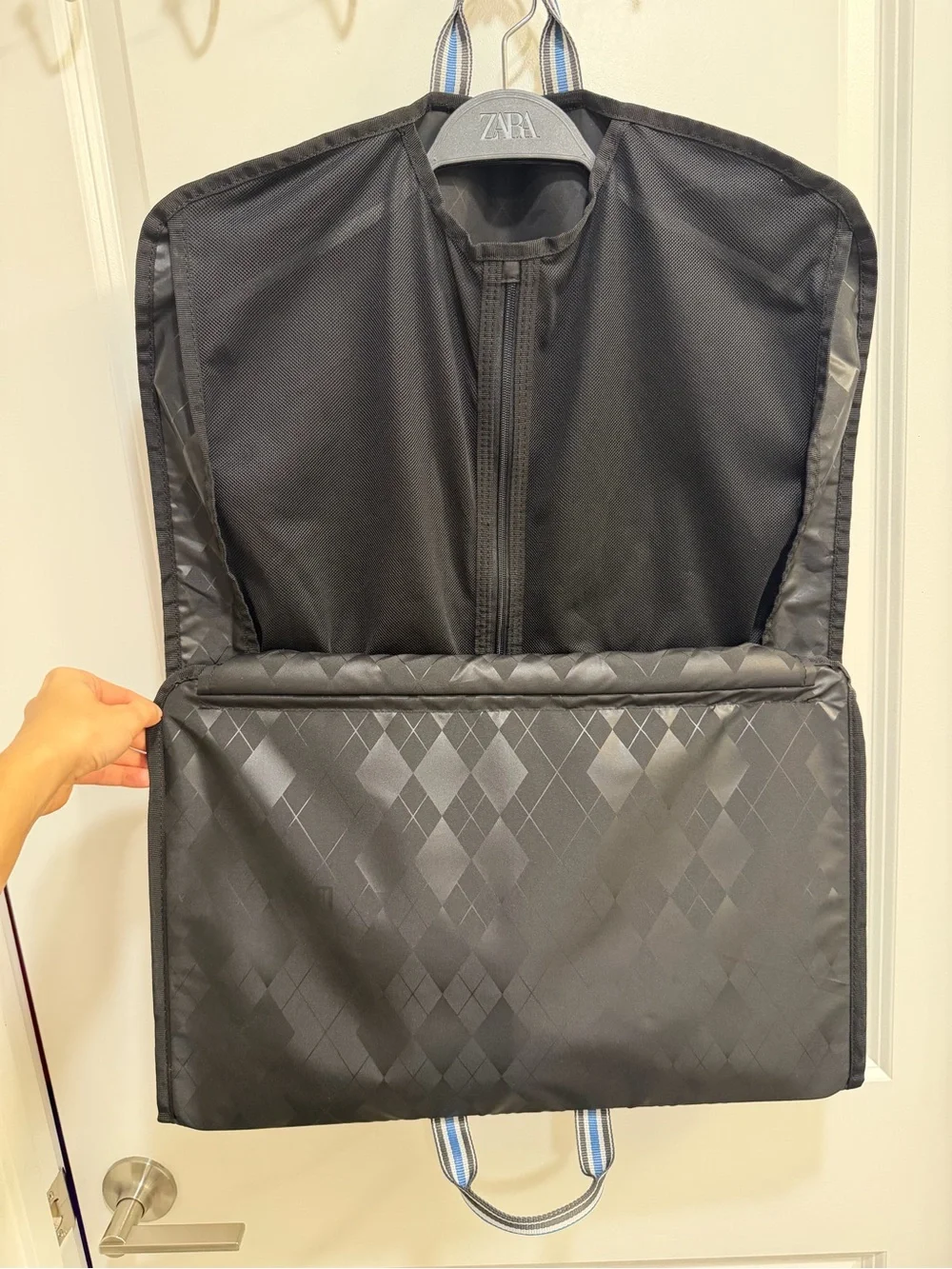 Hartmann Herringbone Hanging Garment Bag Travel Suit Carrier Black